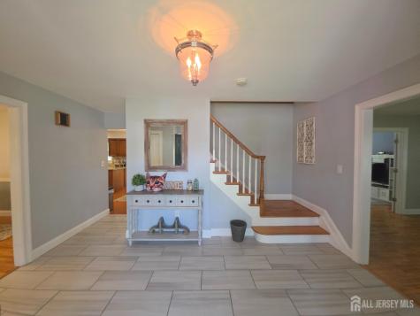 16 Glynn Court Parlin NJ 08859