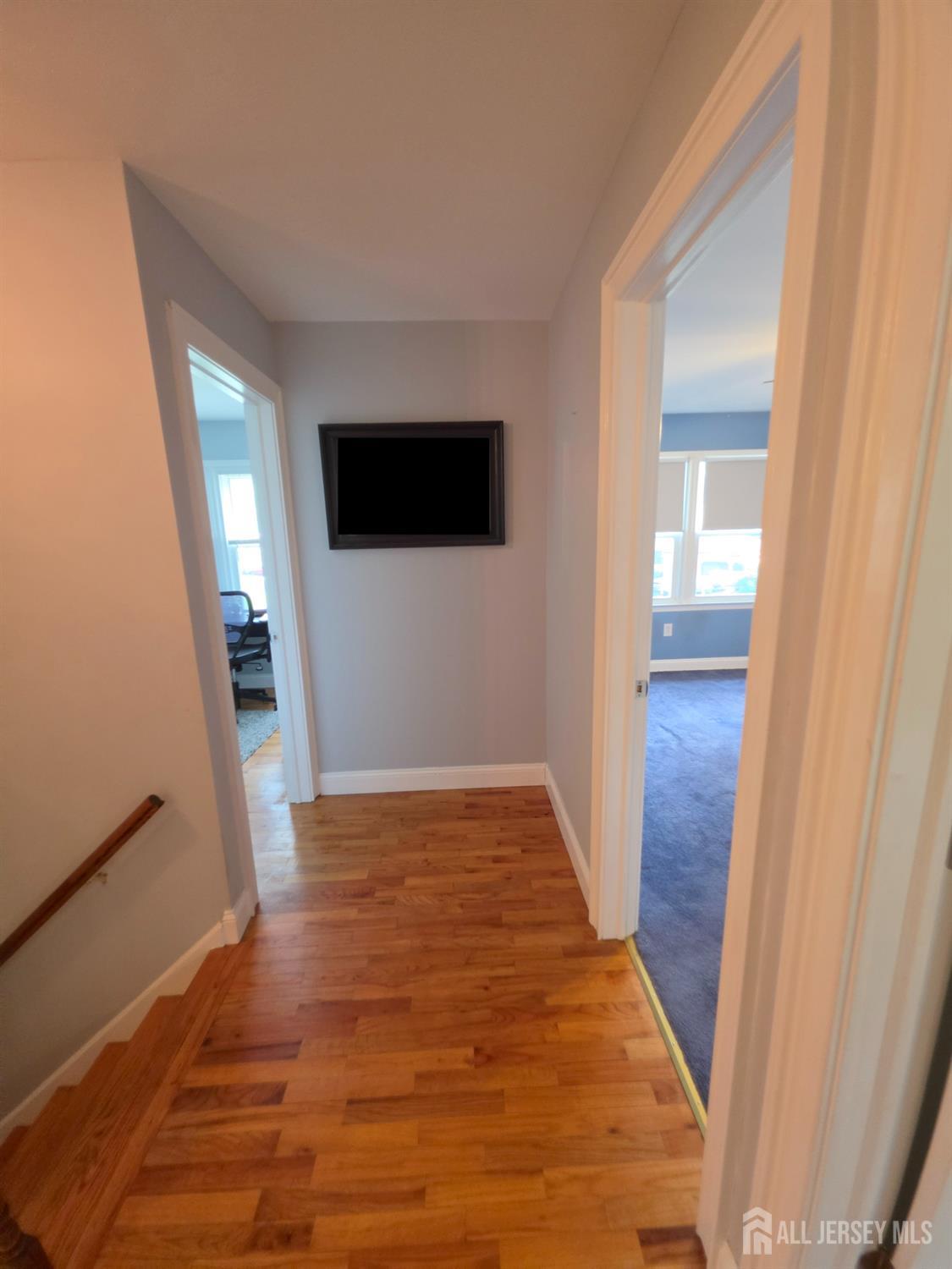 16 Glynn Court Sayreville NJ 08859