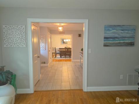 16 Glynn Court Parlin NJ 08859