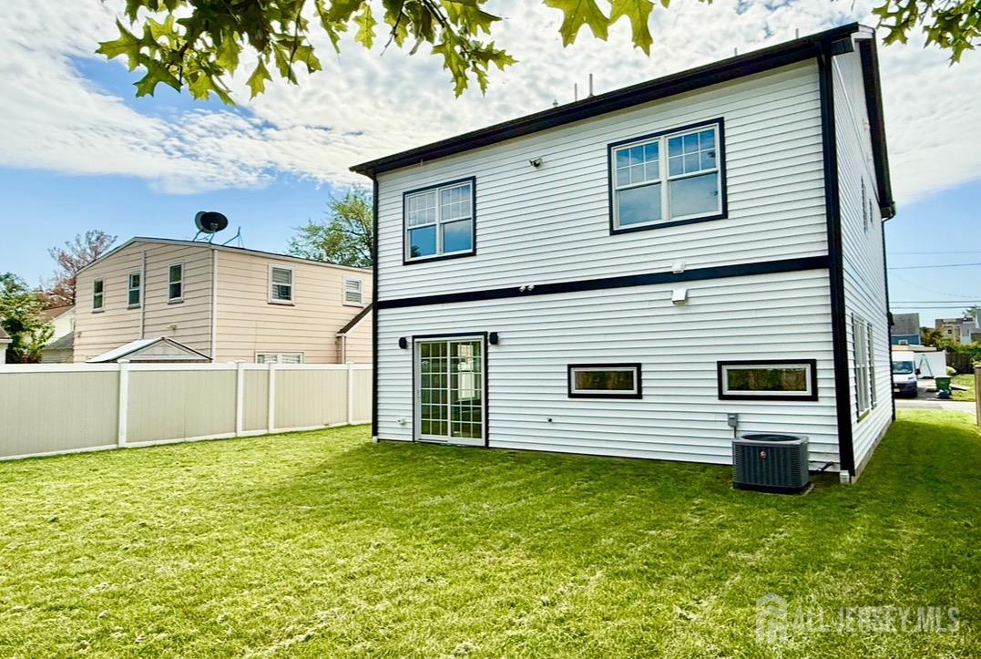 225 Penn Avenue Edison NJ 08817