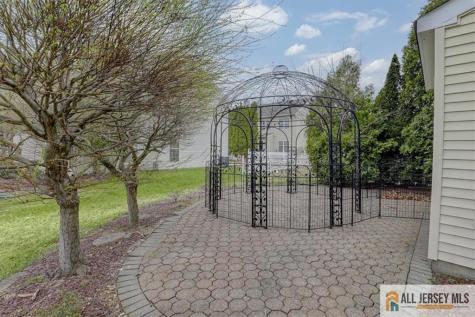 11 Quarry Court East Windsor NJ 08520