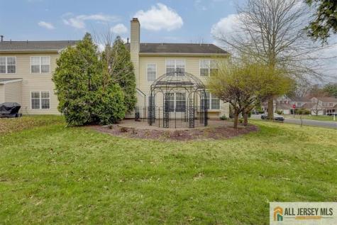 11 Quarry Court East Windsor NJ 08520