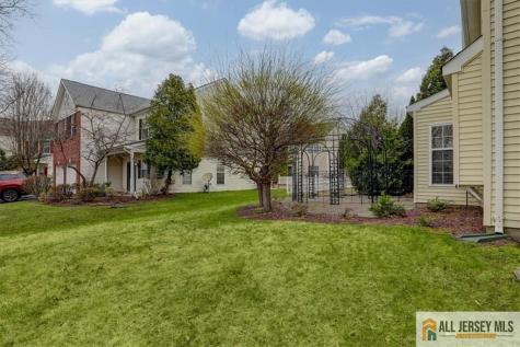 11 Quarry Court East Windsor NJ 08520