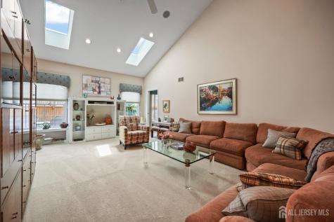 22 London Drive Monroe NJ 08831