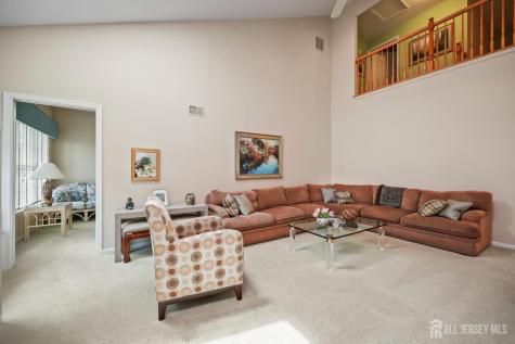 22 London Drive Monroe NJ 08831