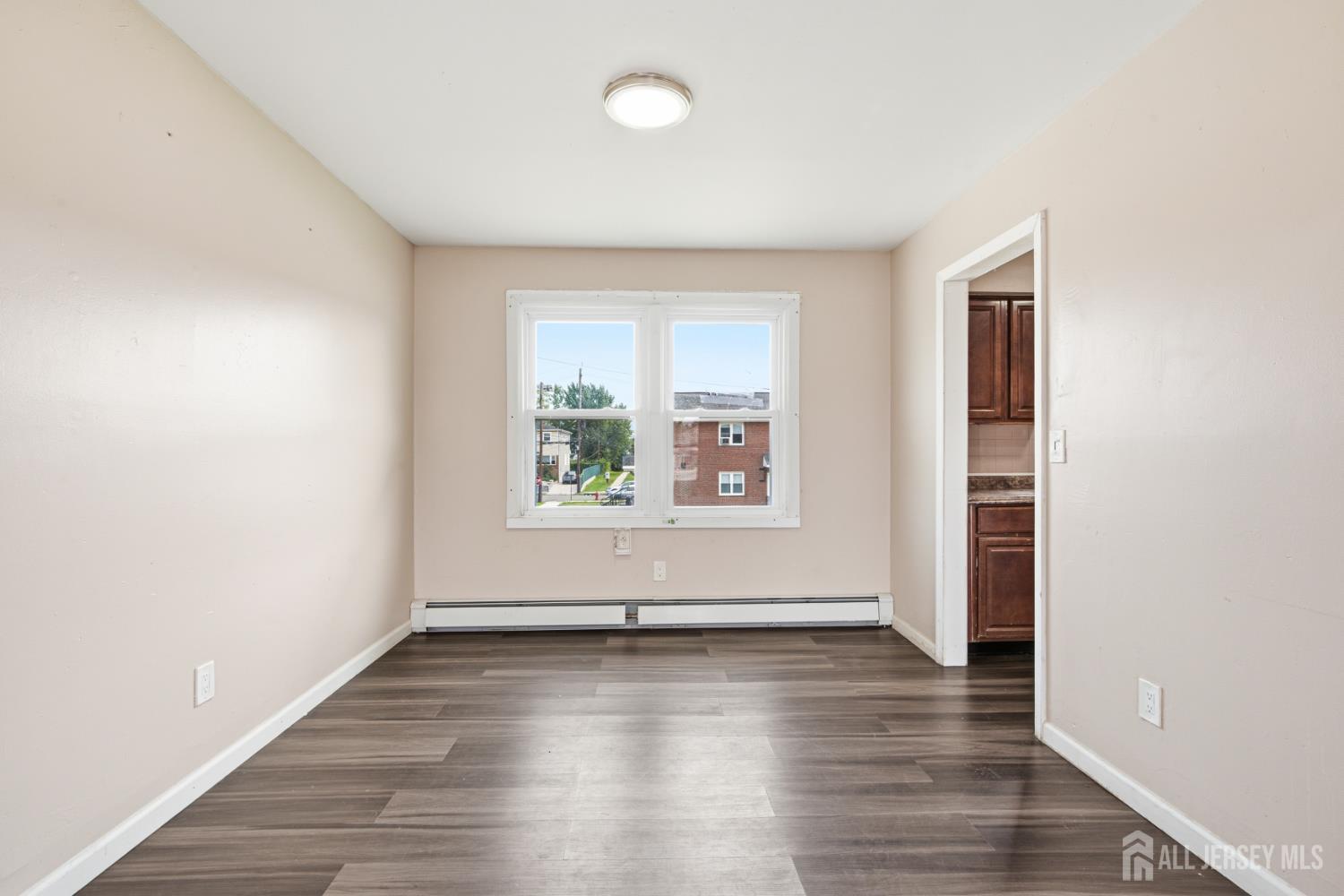 42 Mercer Street Carteret NJ 07008