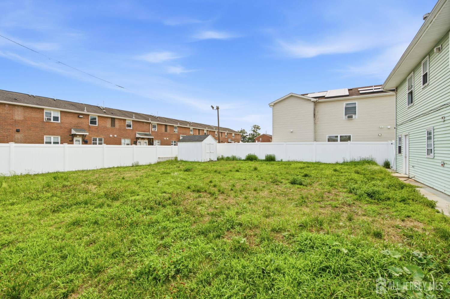 42 Mercer Street Carteret NJ 07008