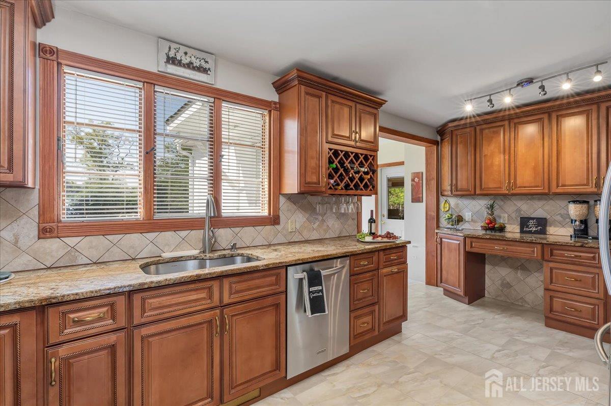 544 W 8th Street W Plainfield NJ 07060