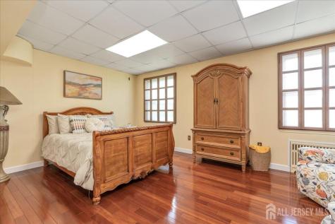 544 W 8th Street W Plainfield NJ 07060
