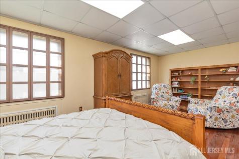 544 W 8th Street W Plainfield NJ 07060