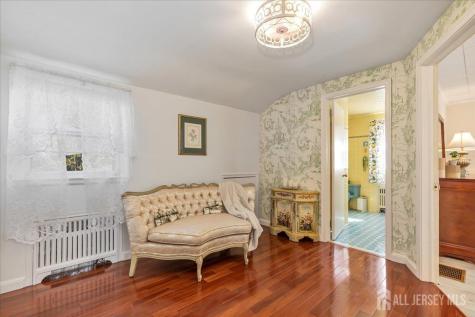544 W 8th Street W Plainfield NJ 07060