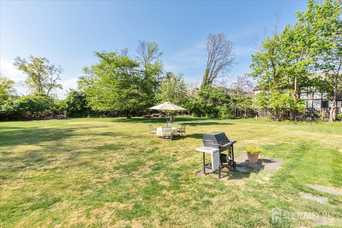 544 W 8th Street W Plainfield NJ 07060