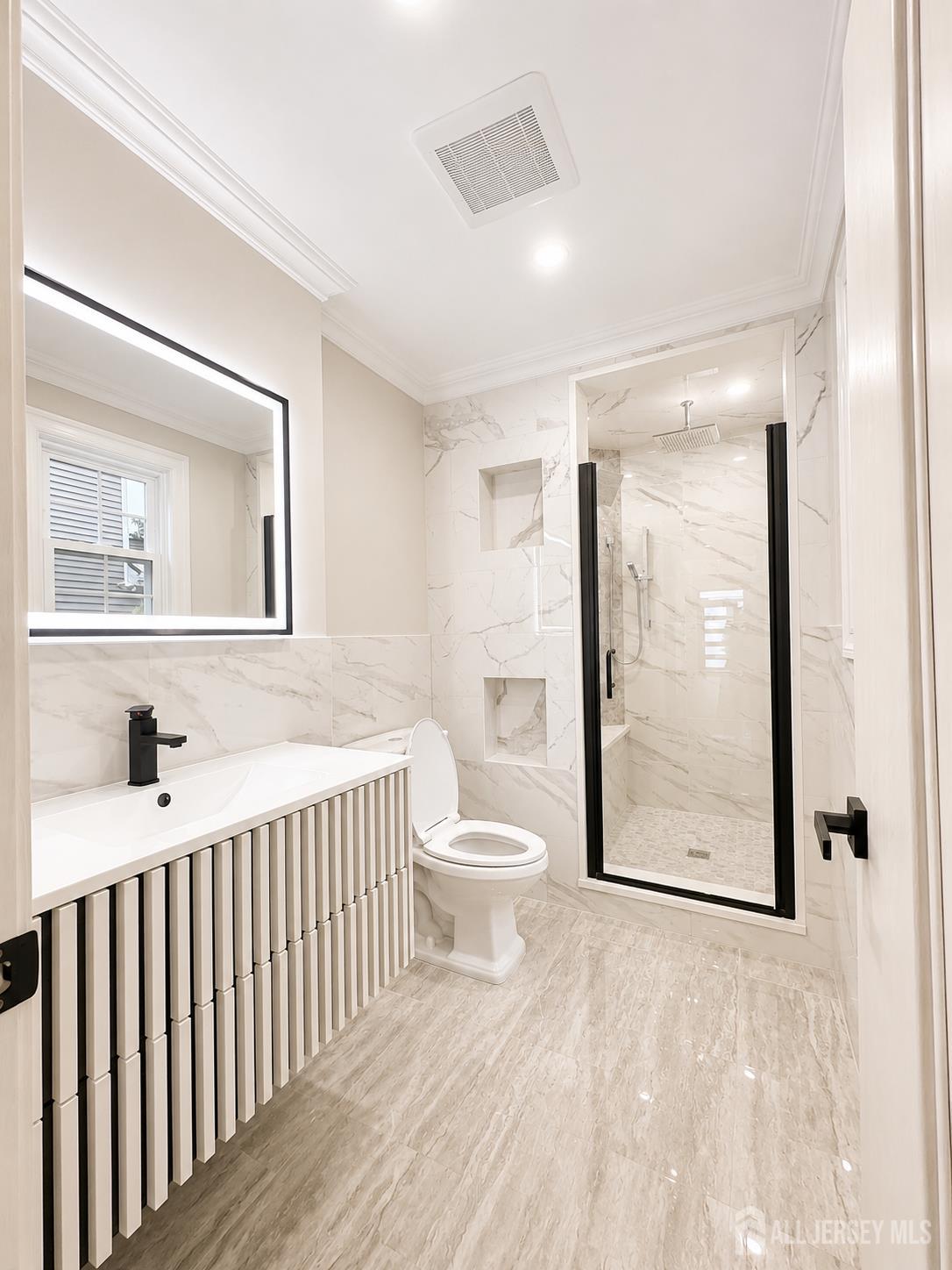 10 Charles Street Edison NJ 08820