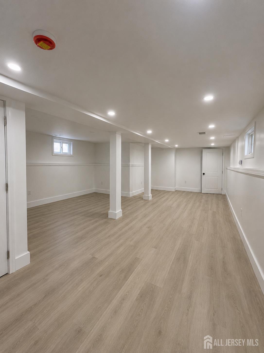 10 Charles Street Edison NJ 08820