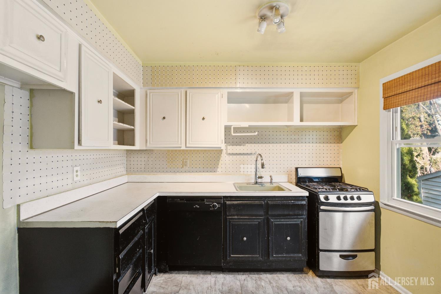 7 Exeter Street Highland Park NJ 08904