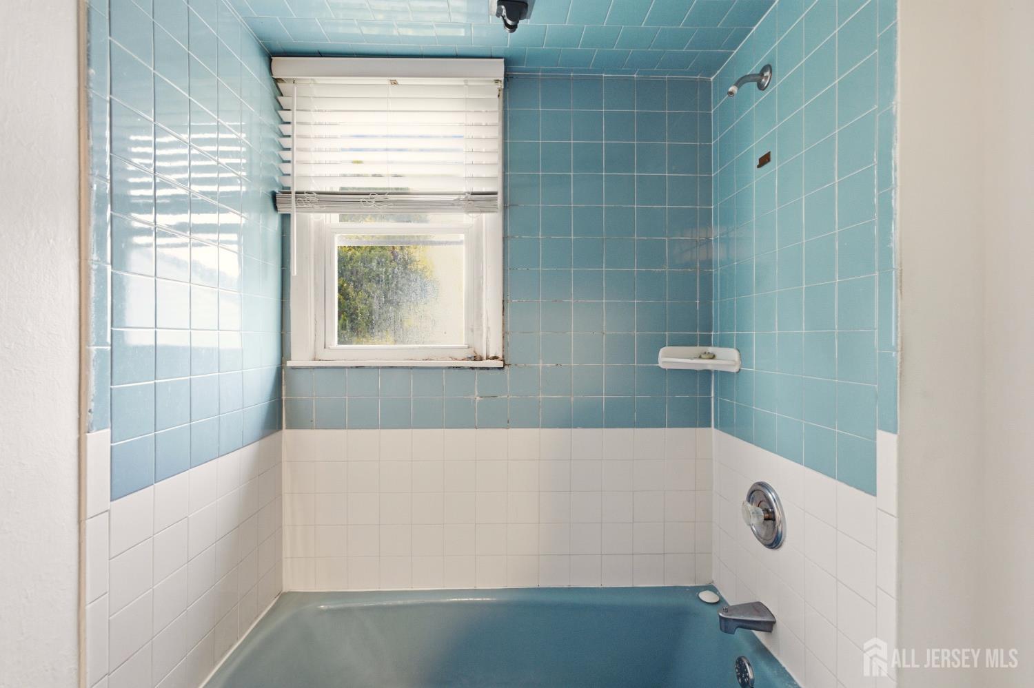 7 Exeter Street Highland Park NJ 08904