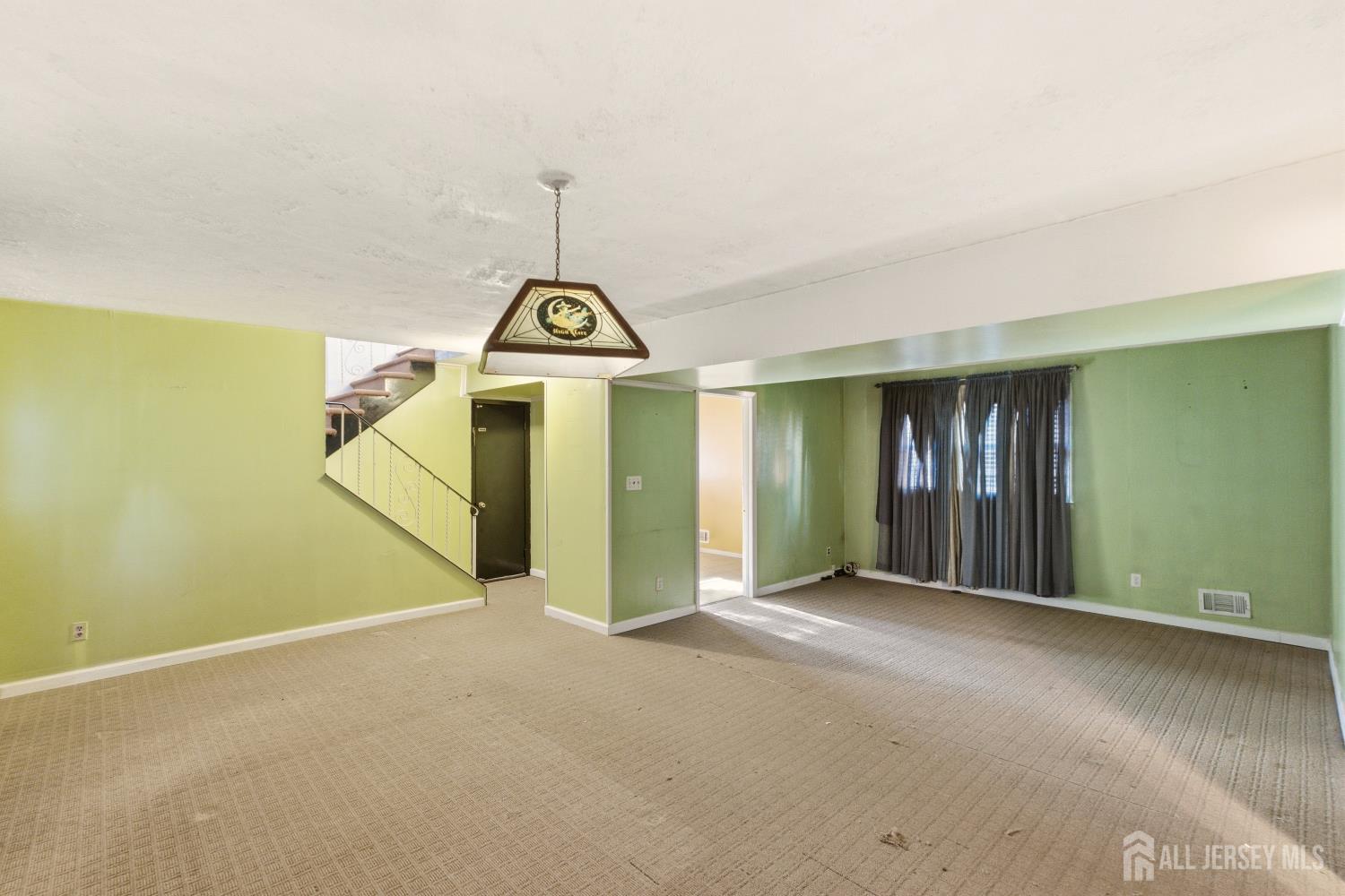 7 Exeter Street Highland Park NJ 08904