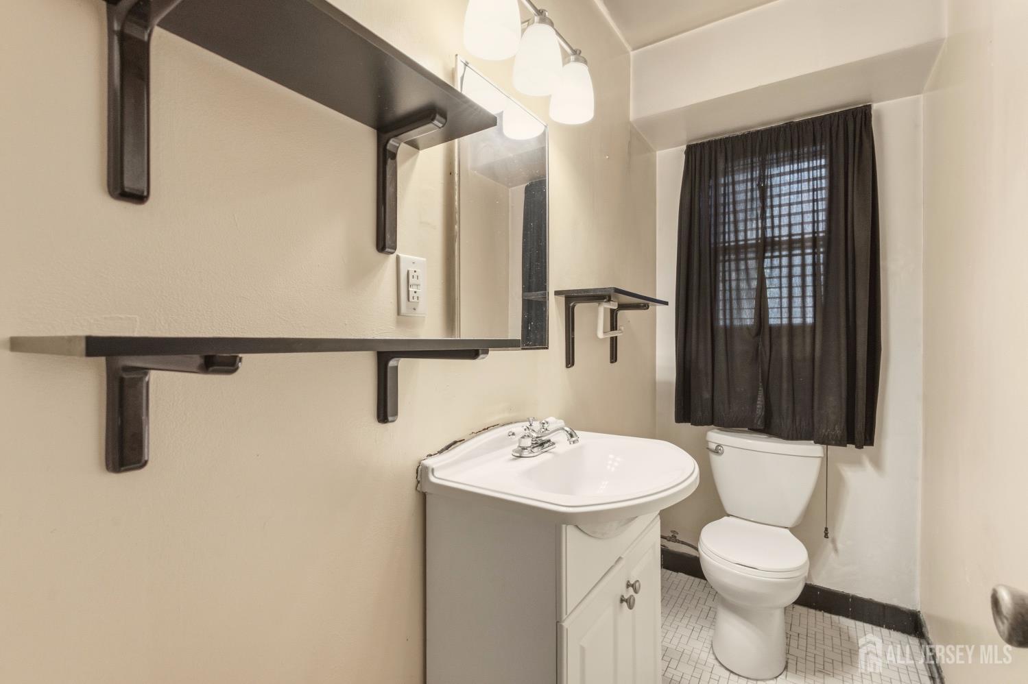 7 Exeter Street Highland Park NJ 08904