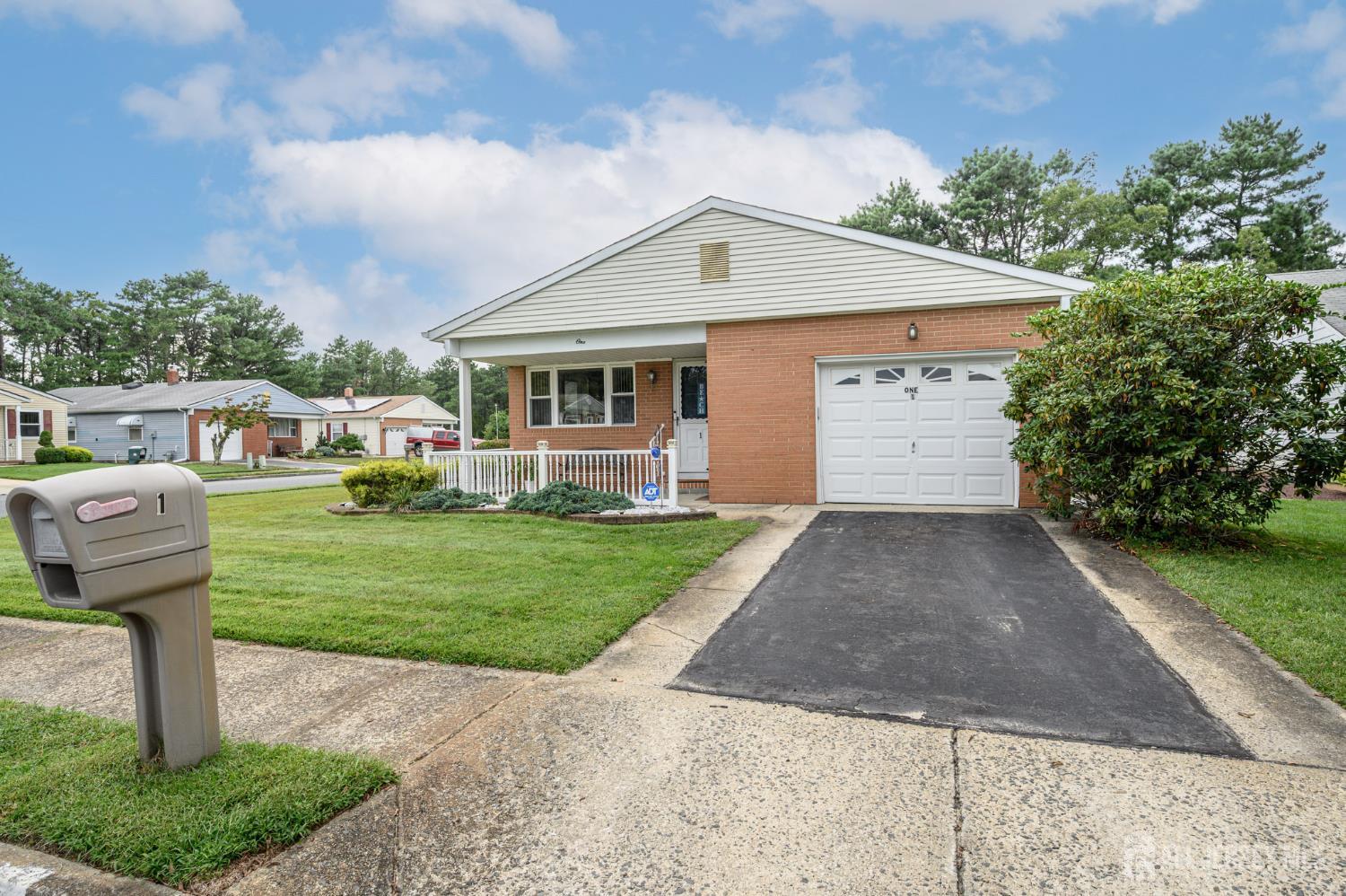 1 Selkirk Avenue Toms River NJ 08757