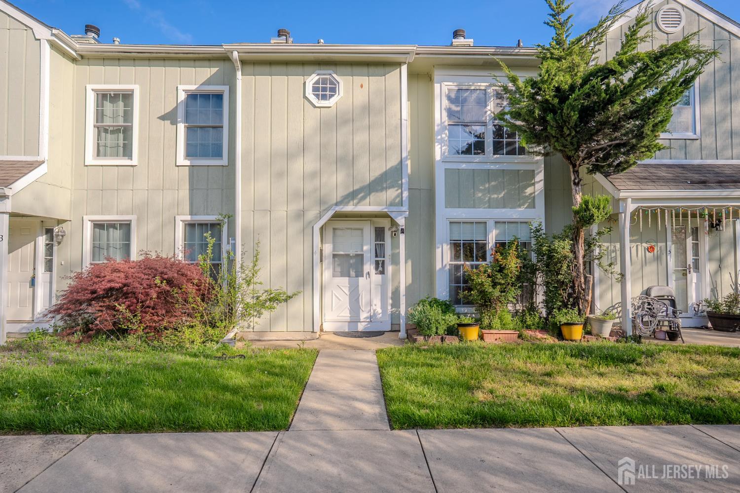 4 Pond View Drive Plainsboro NJ 08536