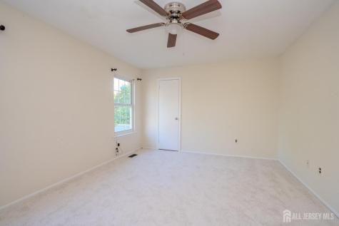 4 Pond View Drive Plainsboro NJ 08536