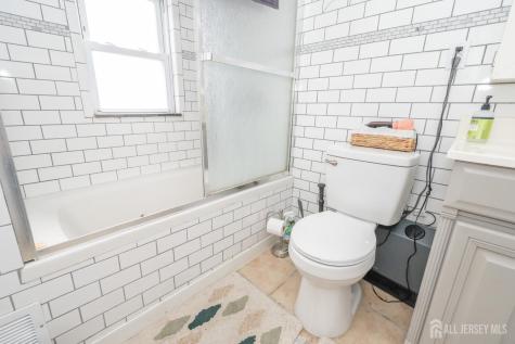 495 Amboy Avenue Perth Amboy NJ 08861