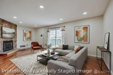 7 Lily Court Edison NJ 08820