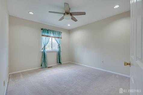 7 Lily Court Edison NJ 08820