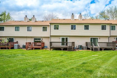 7 Lily Court Edison NJ 08820
