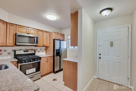 7 Lily Court Edison NJ 08820