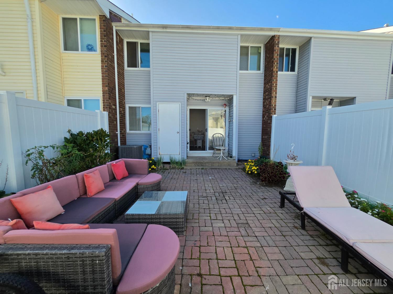 11-Q Quincy Circle South Brunswick NJ 08810