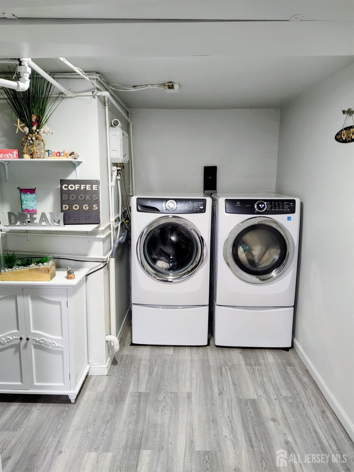 41 Claremont Avenue Colonia NJ 07067