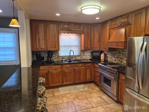 41 Claremont Avenue Colonia NJ 07067