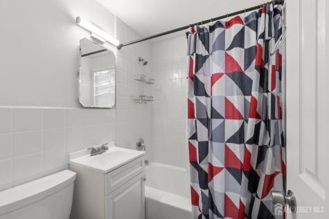 429 1st Street Middlesex NJ 08846
