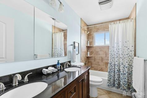 16 Neptune Place Colonia NJ 07067