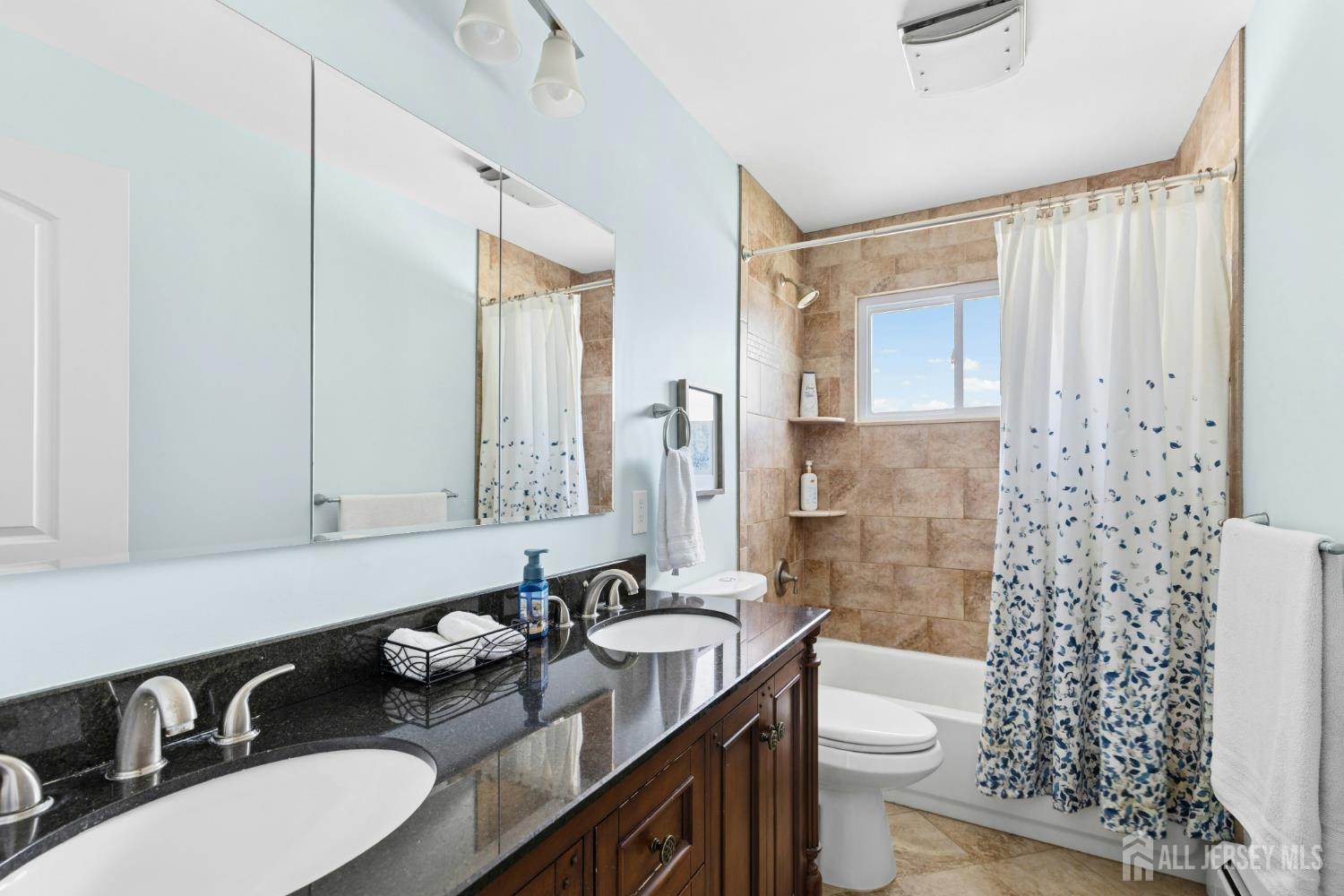 16 Neptune Place Colonia NJ 07067