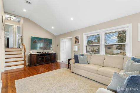 16 Neptune Place Colonia NJ 07067