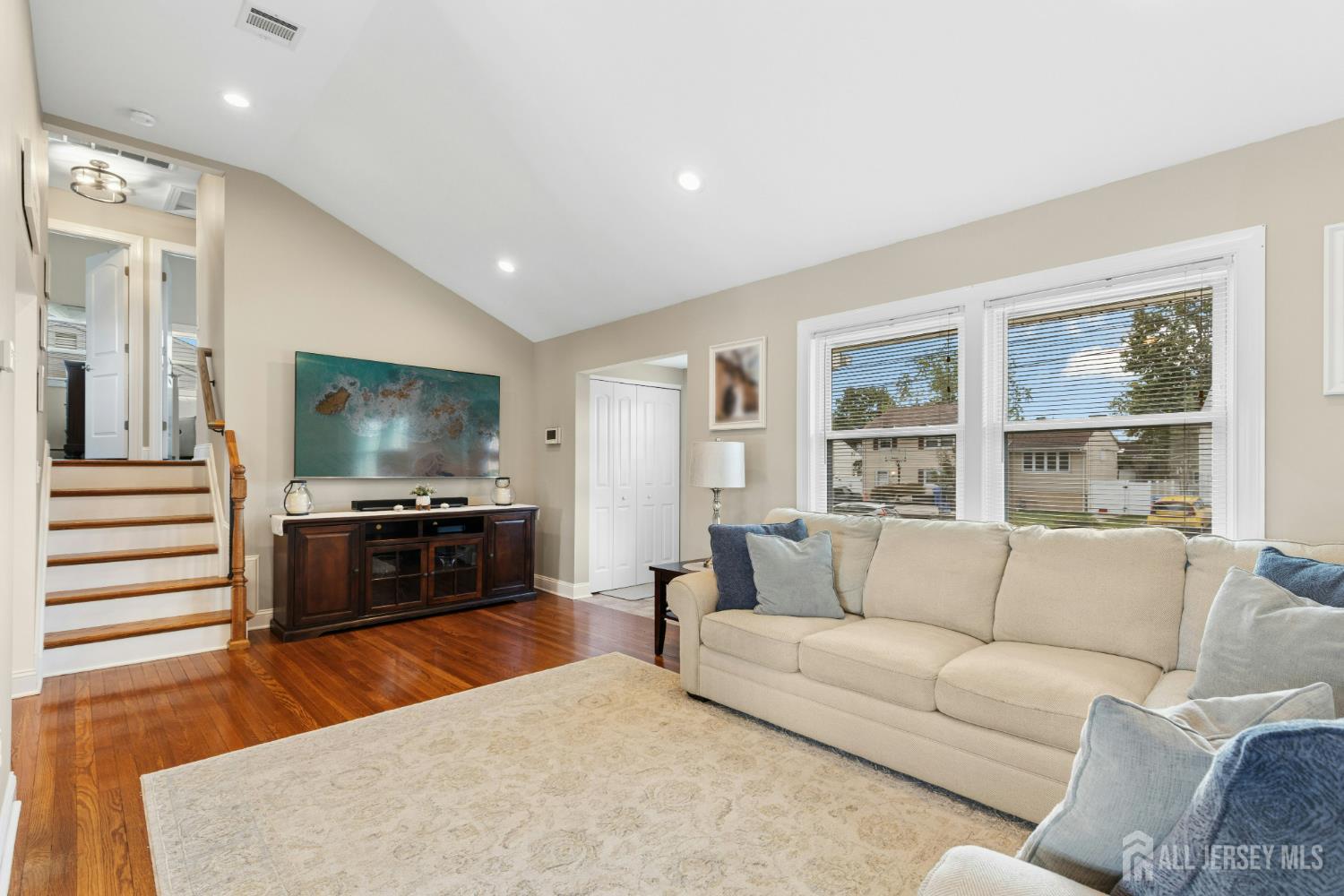 16 Neptune Place Colonia NJ 07067