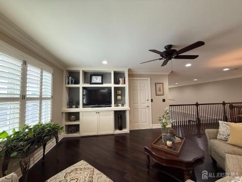 4 Mayflower Court Franklin Twsp NJ 08873