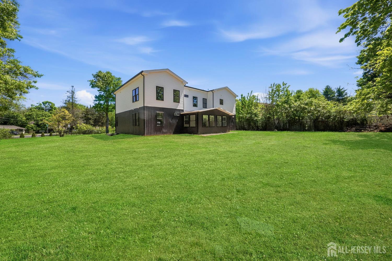 3 Tyne Court South Brunswick NJ 08824