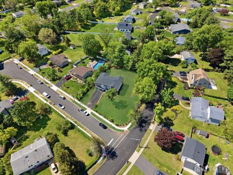 3 Tyne Court South Brunswick NJ 08824