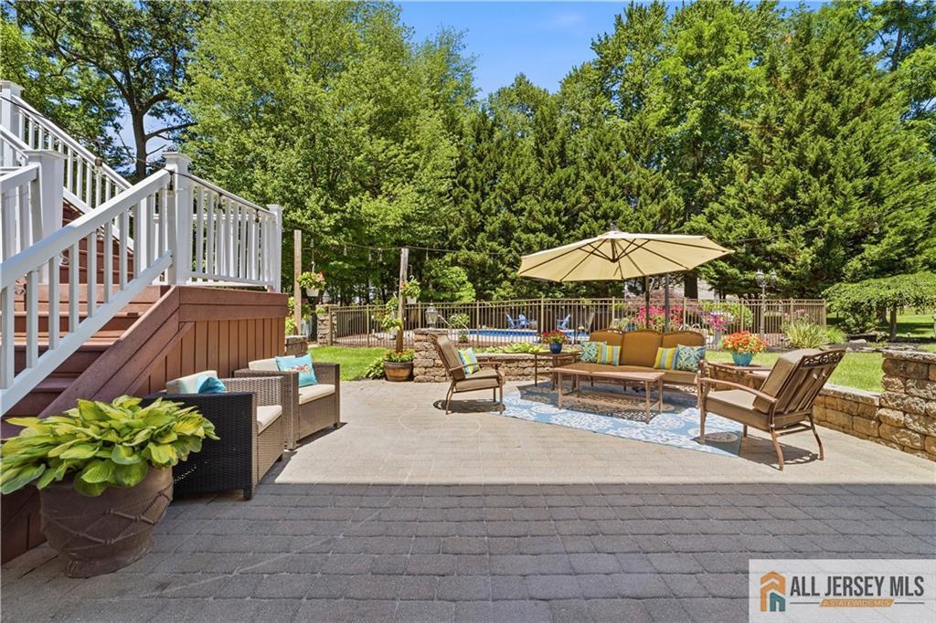 16 Kings Court Monroe NJ 08831