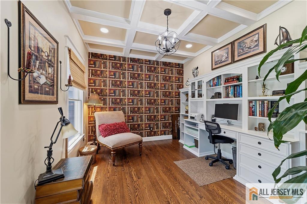 16 Kings Court Monroe NJ 08831