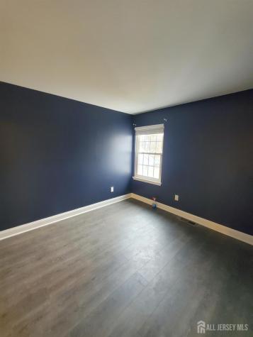 102 Lawrence Lane New Brunswick NJ 08901