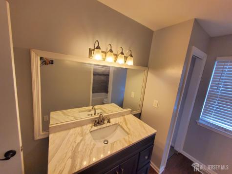 102 Lawrence Lane New Brunswick NJ 08901