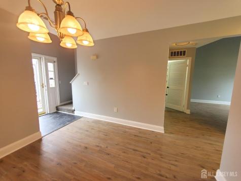 102 Lawrence Lane New Brunswick NJ 08901