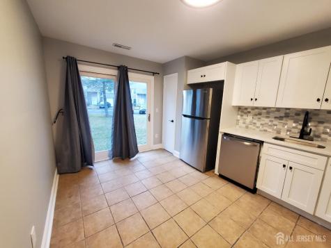 102 Lawrence Lane New Brunswick NJ 08901