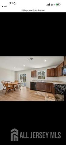 60 Rowand Way Clementon NJ 08021