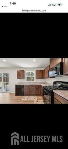 60 Rowand Way Clementon NJ 08021