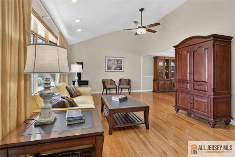7 Griggs Road Cranbury NJ 08512